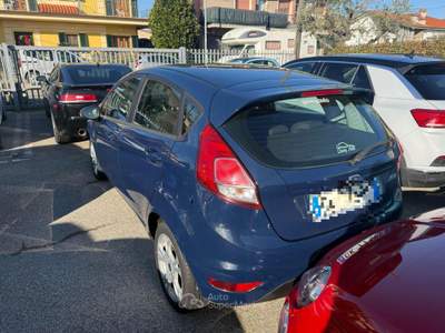 Ford Fiesta 1.4 GPL  5 porte Business Blu/Azzurro usata Pieve a Nievole