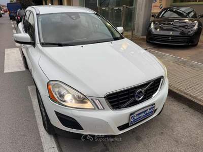 Volvo XC60 D4 Geartronic Business Bianco usata Pieve a Nievole
