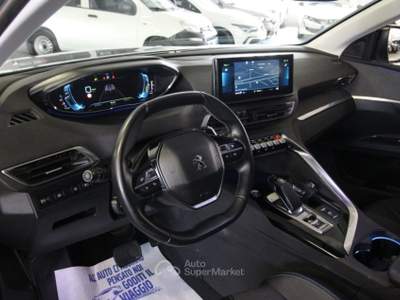 Peugeot 3008 Hybrid 225 e-EAT8 Allure Pack Grigio usata Torino