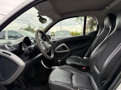 Smart ForTwo 1.0 BENZINA EURO 5 NO VINCOLO Bianco usata Roma