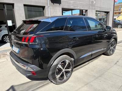 Peugeot 3008 3008 1.5 bluehdi Allure Pack s&amp;s 130cv eat8 Nero usata Cento