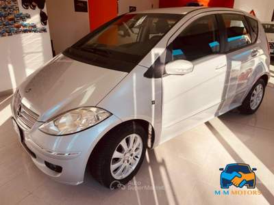 Mercedes-Benz Classe A Elegance Berlina Grigio usata Porto Mantovano