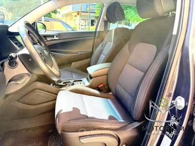 Hyundai Tucson 1.7 crdi 2wd 141cv dct Garanzia 12 Mesi Grigio usata Rende