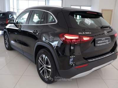 Mercedes-Benz GLA d Automatic Progressive Advanced Nero usata Ceglie Messapica