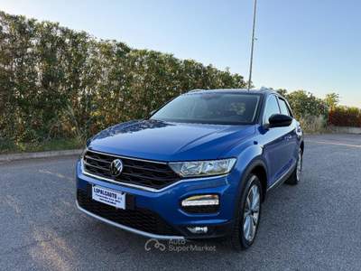 Volkswagen T-Roc 2.0 TDI Style BlueMotion Tech. Blu/Azzurro usata Francavilla Fontana