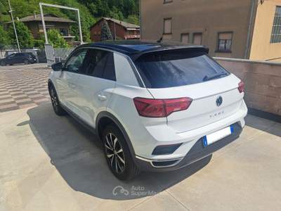 Volkswagen T-Roc 1.6 TDI SCR Style BlueMotion Tech. Bianco usata CASNIGO