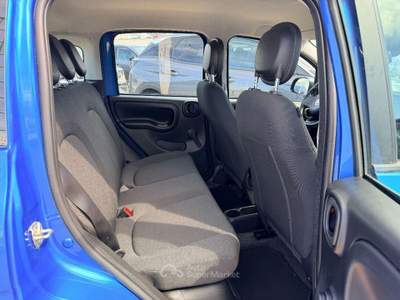 Fiat Panda  1.0 firefly hybrid 70 5p Blu/Azzurro usata Sant'Anastasia
