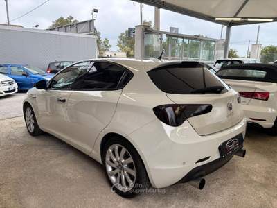 Alfa Romeo Giulietta 2.0 JTDm-2 140 CV Exclusive Bianco usata Priolo Gargallo