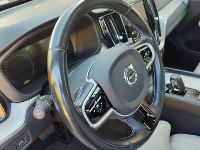Volvo XC60 B4 (d) AWD Geartronic Inscription Blu/Azzurro usata Pieve a Nievole