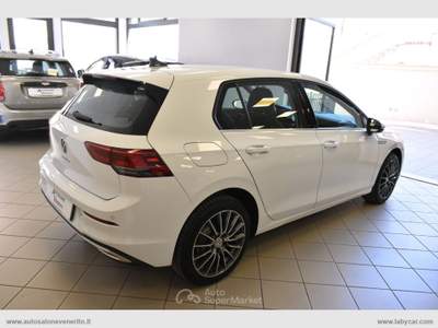Volkswagen Golf Golf 2.0 TDI SCR Style Bianco usata San Michele Salentino