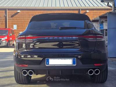Porsche Macan Macan 2.0 245cv pdk Nero usata Milano