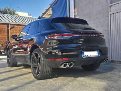 Porsche Macan Macan 2.0 245cv pdk Nero usata Milano