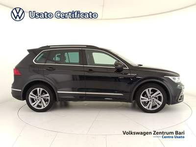 Volkswagen Tiguan 2.0 tdi r-line 150cv dsg Nero usata Bari