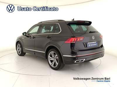 Volkswagen Tiguan 2.0 tdi r-line 150cv dsg Nero usata Bari