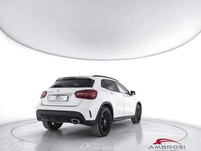 Mercedes-Benz GLA CDI 200 d Automatic Night Edition Bianco usata Corciano