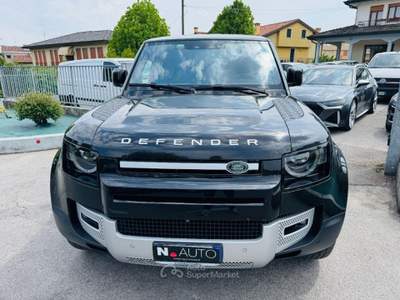 Land Rover Defender 90 3.0D I6 200 CV AWD Auto Nero usata Stra