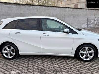 Mercedes-Benz Classe B Classe B 180 CDI automatic Premium Bianco usata Ceglie Messapica