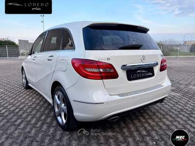 Mercedes-Benz Classe B Classe B 180 CDI automatic Premium Bianco usata Ceglie Messapica