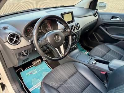 Mercedes-Benz Classe B Classe B 180 CDI automatic Premium Bianco usata Ceglie Messapica