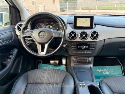 Mercedes-Benz Classe B Classe B 180 CDI automatic Premium Bianco usata Ceglie Messapica