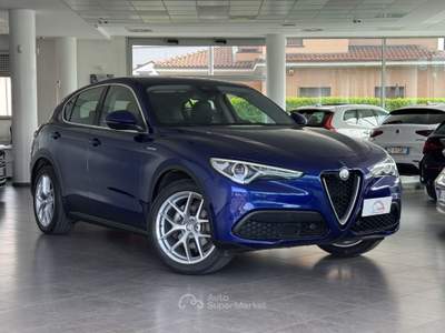 Alfa Romeo Stelvio 2.0 Turbo 200 cv AT8 Q4 SUPER MY21 Blu/Azzurro usata Cesano Maderno