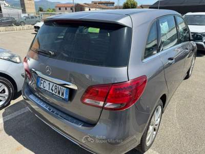 Mercedes-Benz Classe B Mercedes-Benz B 180 1.5 D 109 CV Sport Face Lift Grigio usata Pistoia