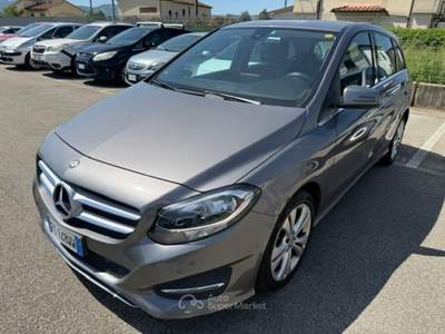 Mercedes-Benz Classe B Mercedes-Benz B 180 1.5 D 109 CV Sport Face Lift Grigio usata Pistoia