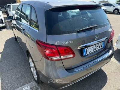 Mercedes-Benz Classe B Mercedes-Benz B 180 1.5 D 109 CV Sport Face Lift Grigio usata Pistoia