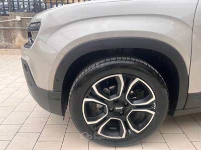 Jeep Avenger 1.2 turbo Summit fwd 100cv Led Apple Pelle Ufficiale Jeep Beige usata Santa Maria a Vico