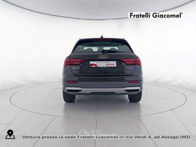 Audi Q3 45 2.0 tfsi business advanced quattro s-tronic Nero usata Assago