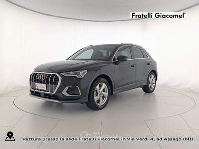 Audi Q3 35 2.0 tdi business advanced s-tronic Nero usata Assago
