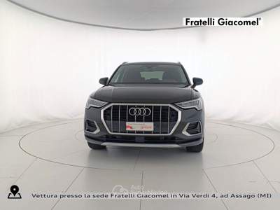 Audi Q3 35 2.0 tdi business advanced s-tronic Nero usata Assago
