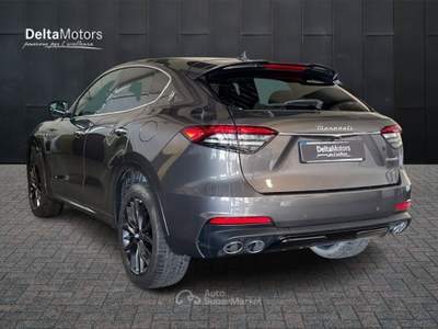 Maserati Levante  -  mhev 330 cv awd gt Grigio usata Ancona