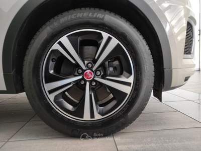 Jaguar E-Pace  - e-pace 2.0d i4 163 cv awd auto r-dynamic Grigio usata LEGNANO