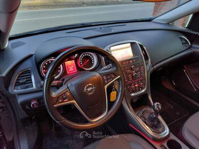 Opel Astra Opel astra 1.4 turbo benzina sports tourer Nero usata Mirabella Eclano