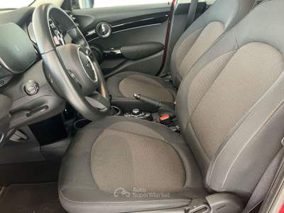 MINI Clubman Mini 5 Porte 1.5 Twin Power Turbo Cooper Essential Rosso usata Como