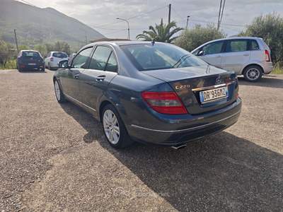 Mercedes-Benz Classe C Auto immacolata,tenuta da amatore Grigio usata Roccadaspide