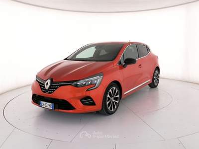 Renault Clio 1.6 E-Tech full hybrid Techno 145cv auto Arancione usata Roma