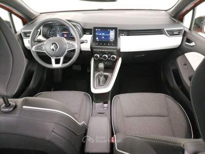 Renault Clio 1.6 E-Tech full hybrid Techno 145cv auto Arancione usata Roma