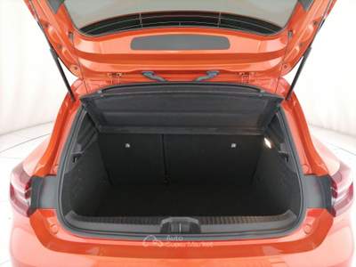 Renault Clio 1.6 E-Tech full hybrid Techno 145cv auto Arancione usata Roma