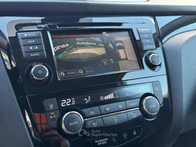 Nissan Qashqai 1.3 DIG-T 160 N-Connecta #telecamere360° Bianco usata Spinea