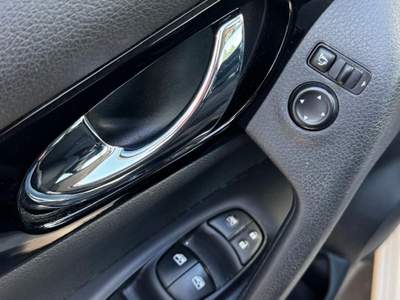 Nissan Qashqai 1.3 DIG-T 160 N-Connecta #telecamere360° Bianco usata Spinea