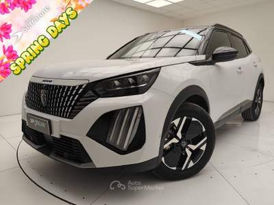 Peugeot 2008 II 2023 1.2 hybrid GT 145cv e-dcs6 Nero usata Erba
