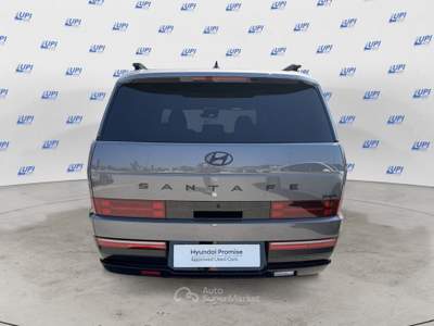 Hyundai Santamo 1.6 T-GDI PHEV 4WD A/T 7posti Xclass usata Pistoia