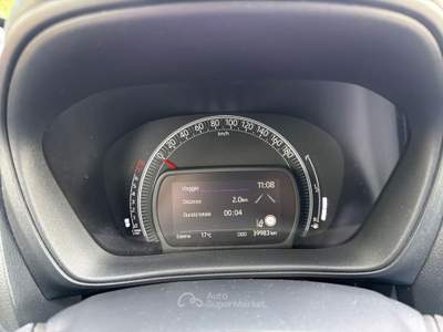 Toyota Aygo X 1.0B (72 CV) Lounge Rosso usata Varese