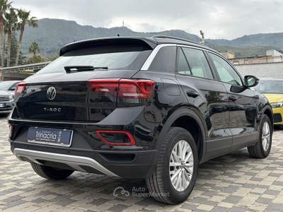 Volkswagen T-Roc Life 2.0 TDI 116CV Nero usata Borgetto