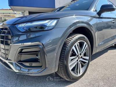 Audi Q5 Q5 40 2.0 tdi mhev 12V Business Advanced quattro s-tronic Grigio usata Rimini