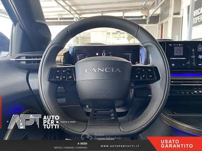 Lancia Ypsilon Ypsilon 1.2 mhev LX 110cv e-dct usata Napoli