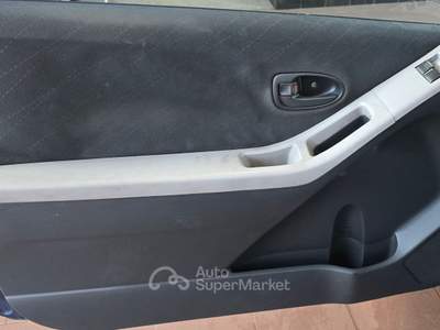 Toyota Yaris NON FUMATORE usata Villa di Tirano