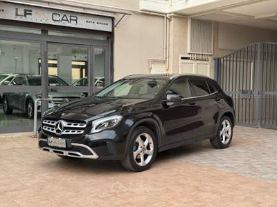 Mercedes-Benz GLA Automatic Sport 2.2 136 cv Nero usata SANTERAMO IN COLLE